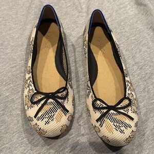 Rothy's Beige and Black Patterned Flats